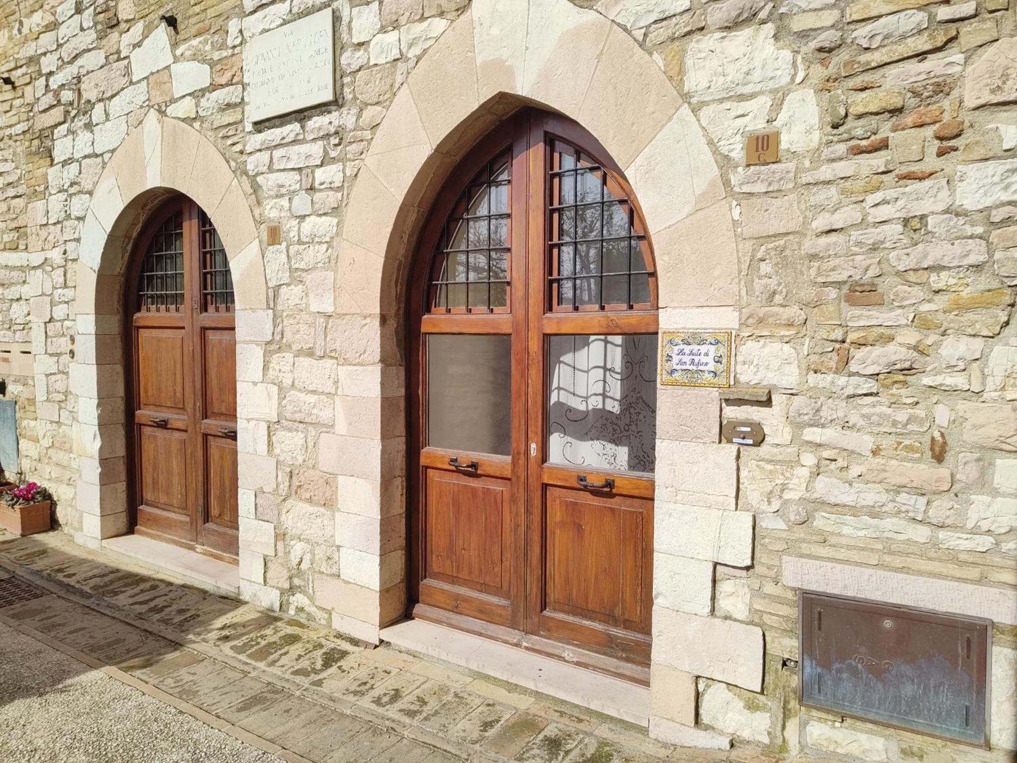 Apartment La Di San Rufino - Myassisisuite - A 13 Minuti Da San Francesco - 2 Letti Matrimoniali-centrale Assisi