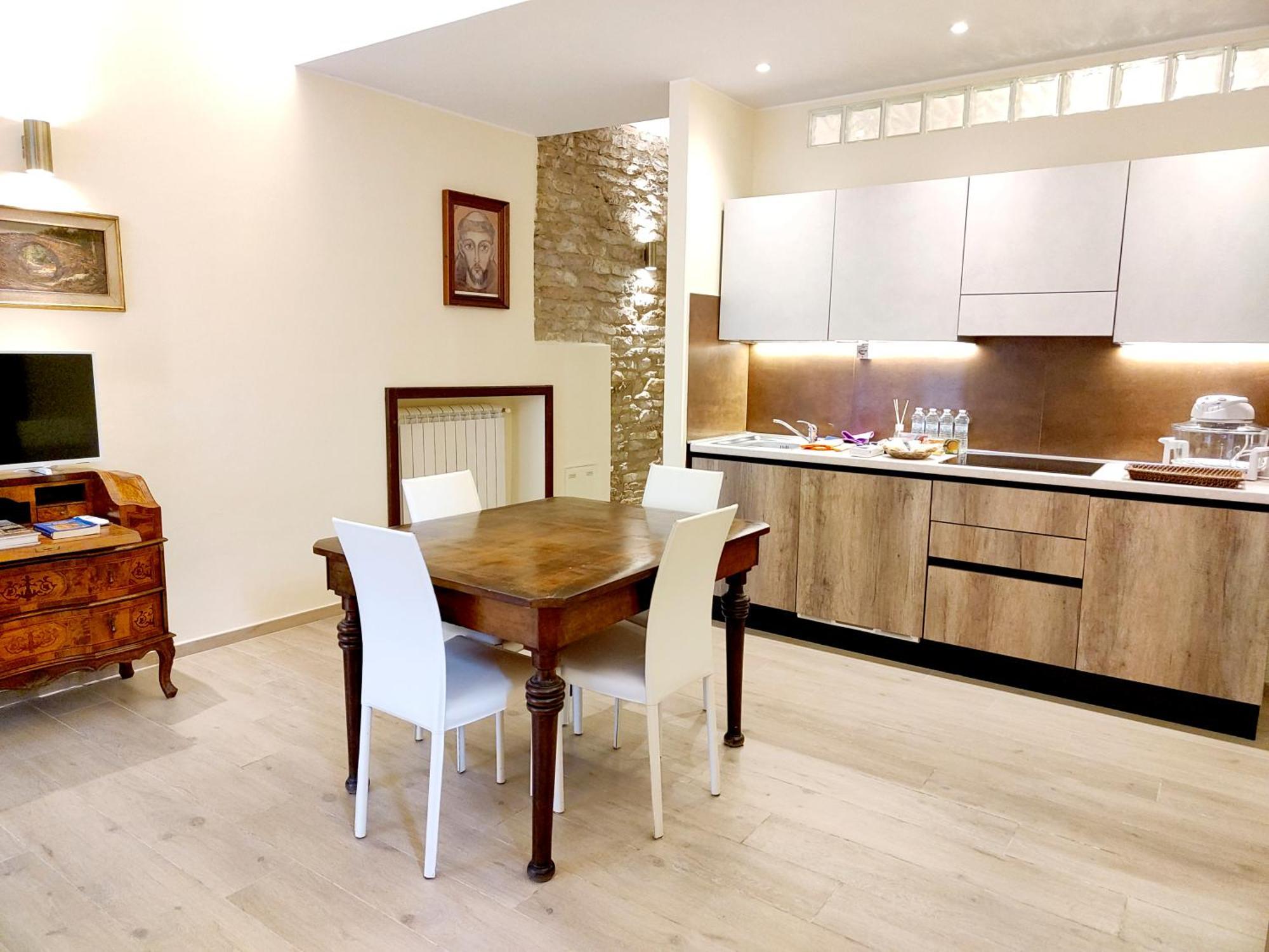 La Di San Rufino - Myassisisuite - A 13 Minuti Da San Francesco - 2 Letti Matrimoniali-centrale Apartment Assisi